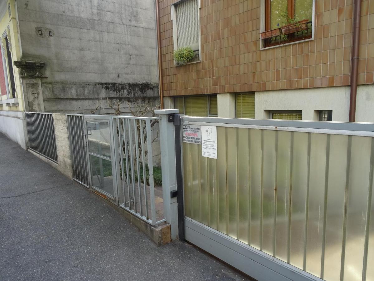 Dante108 Lägenhet Como Exteriör bild